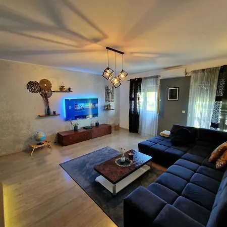 Apartment Worldwide *