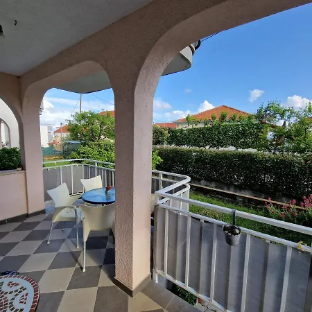 Apartment Worldwide